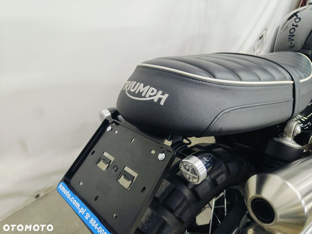 Triumph Street Scrambler - 13