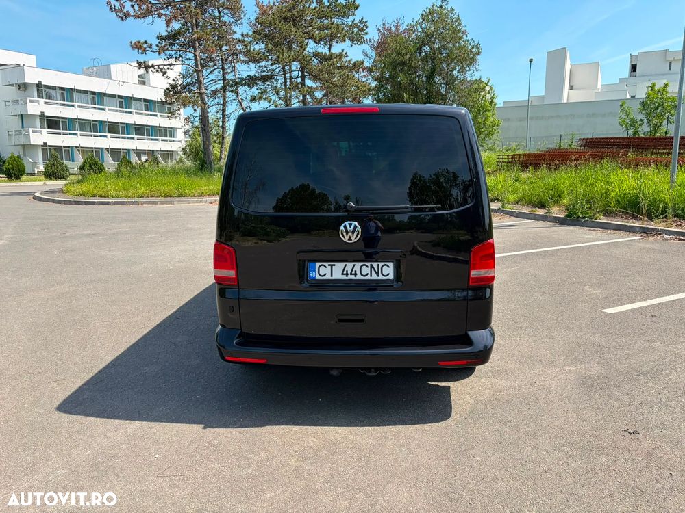 Volkswagen Multivan - 13