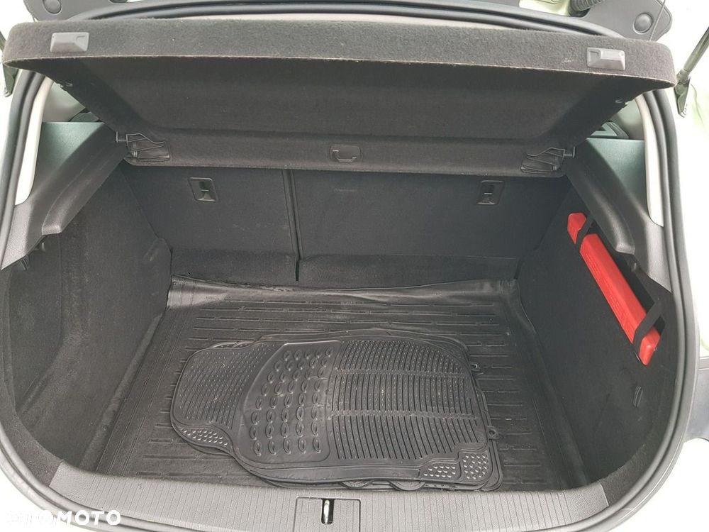 Opel Astra - 14