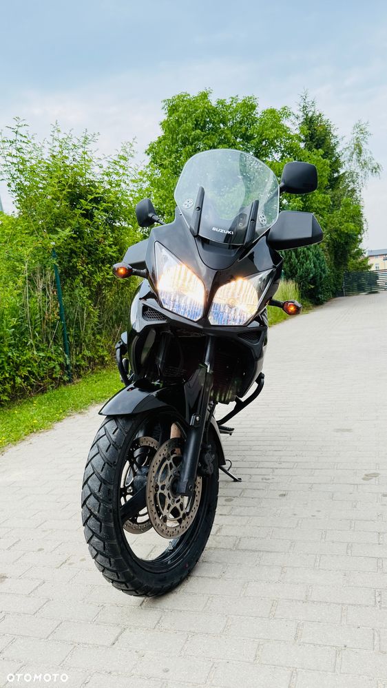 Suzuki V-STROM - 12