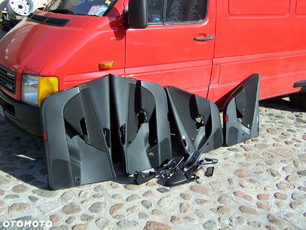 VW Passat B6 2,0 TDI BKP BKD Wszystkie części Silnik Zawieszenie Maska Drzwi Koła Fotele - 24