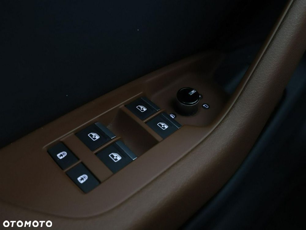 Audi A6 Avant TDI mHEV S tronic - 35