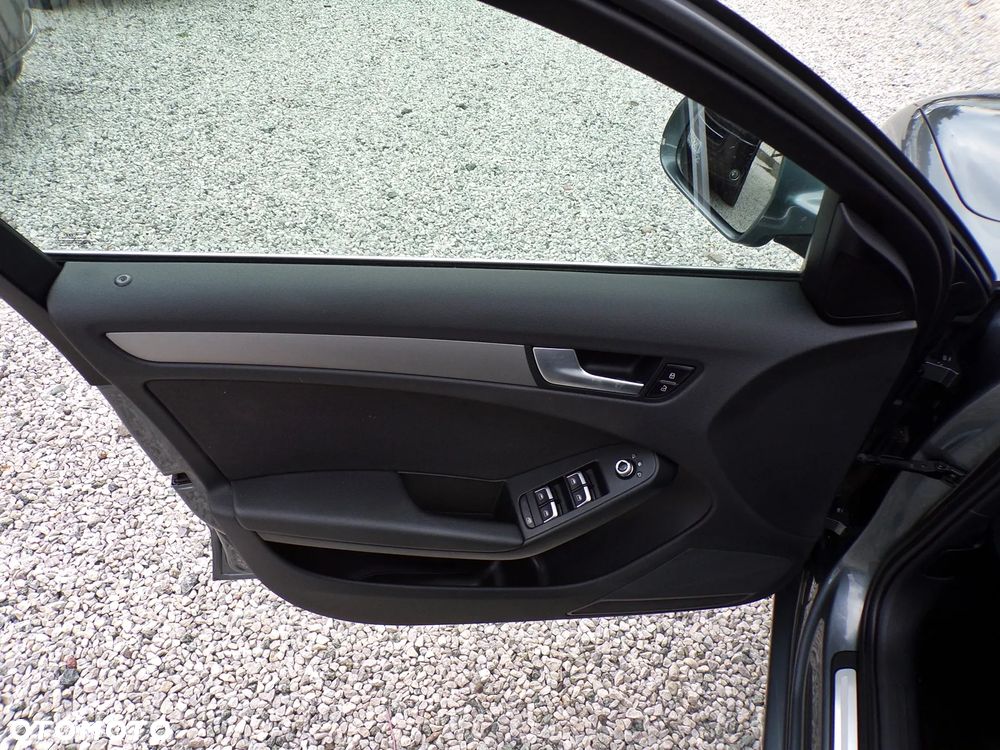 Audi A4 Avant 2.0 TDI DPF Ambition - 17