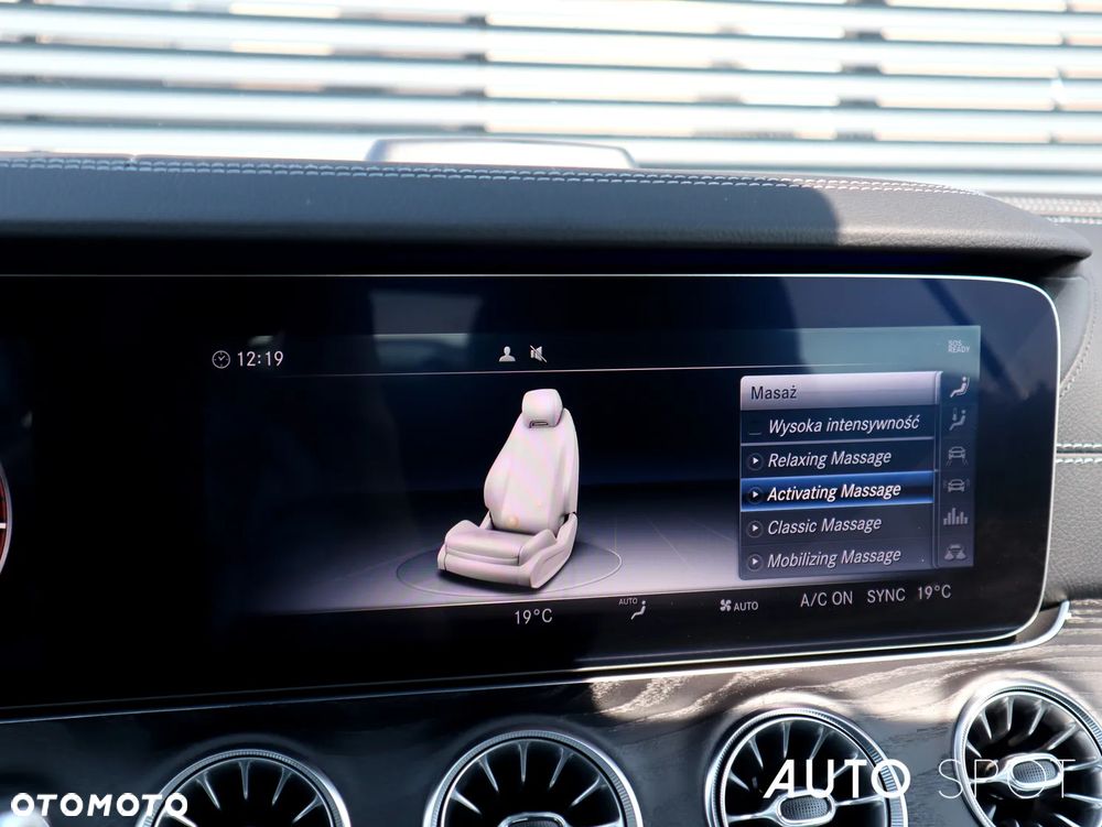 Mercedes-Benz Klasa E 400 4Matic 9G-TRONIC AMG Line - 28