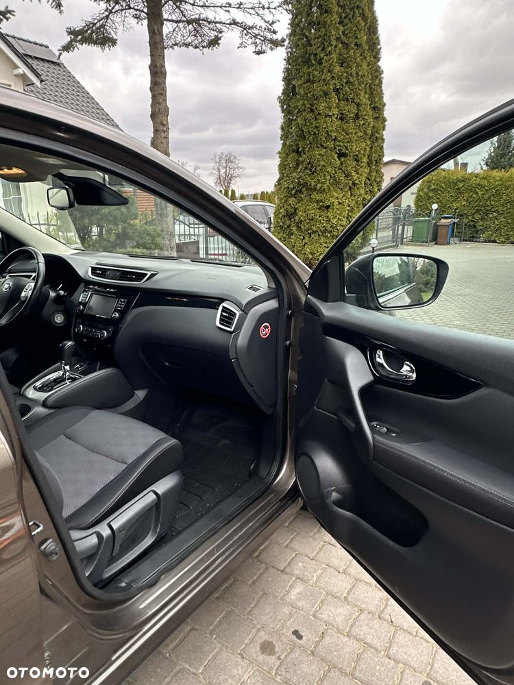 Nissan Qashqai 1.2 DIG-T Xtronic TEKNA - 36