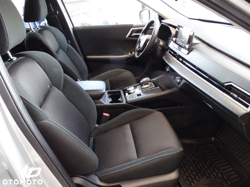 Mitsubishi Outlander - 31