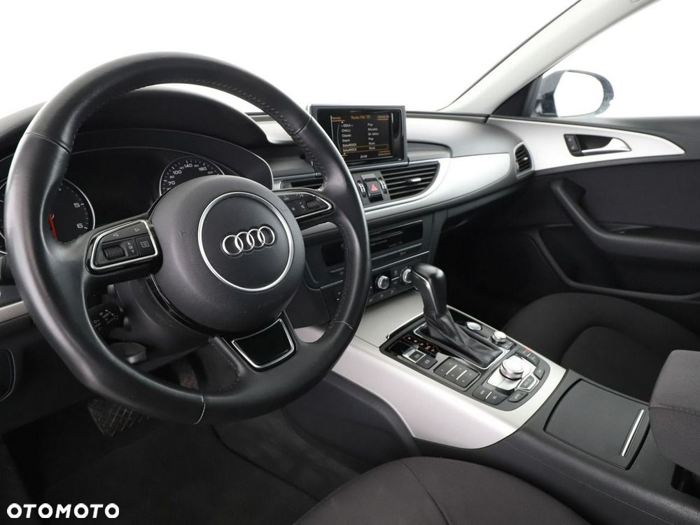 Audi A6 Avant 2.0 TDI Ultra S tronic - 15