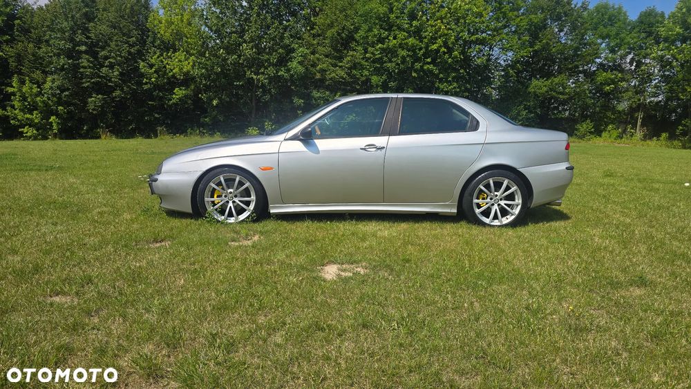 Alfa Romeo 156 2.5 V6 Distinctive - 2