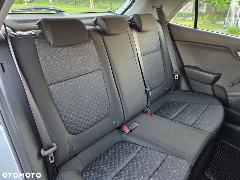 Kia Rio 1.2 M - 18