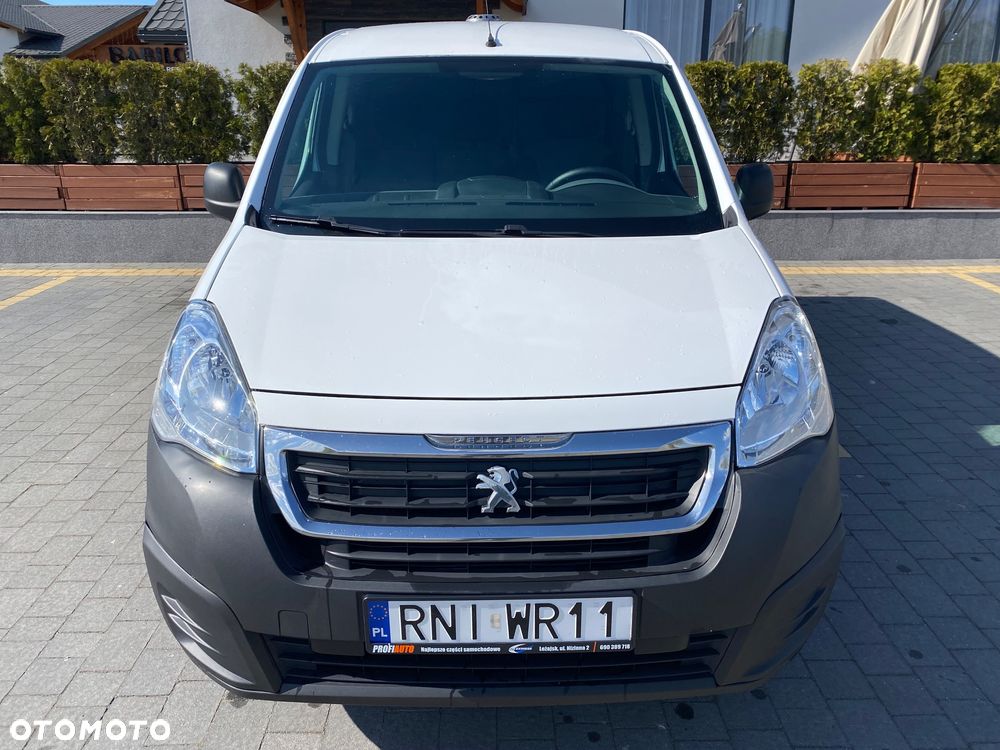 Peugeot Partner berlingo combo - 16