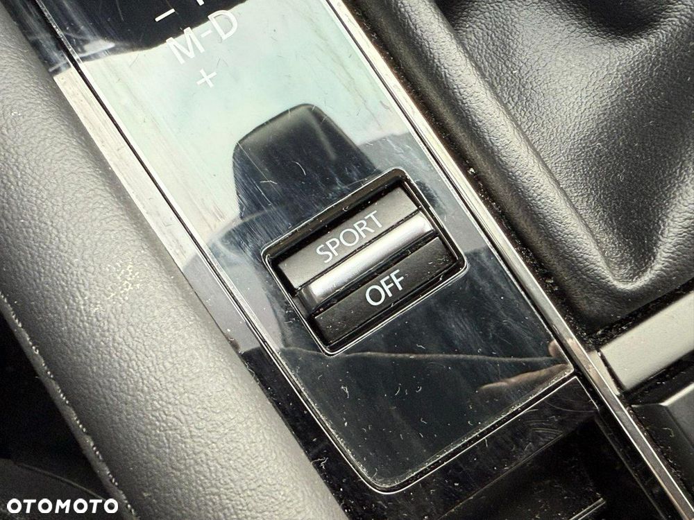 Mazda 3 e-SKYACTIV-G 122 M HYBRID DRIVE EXCLUSIVE-LINE - 25