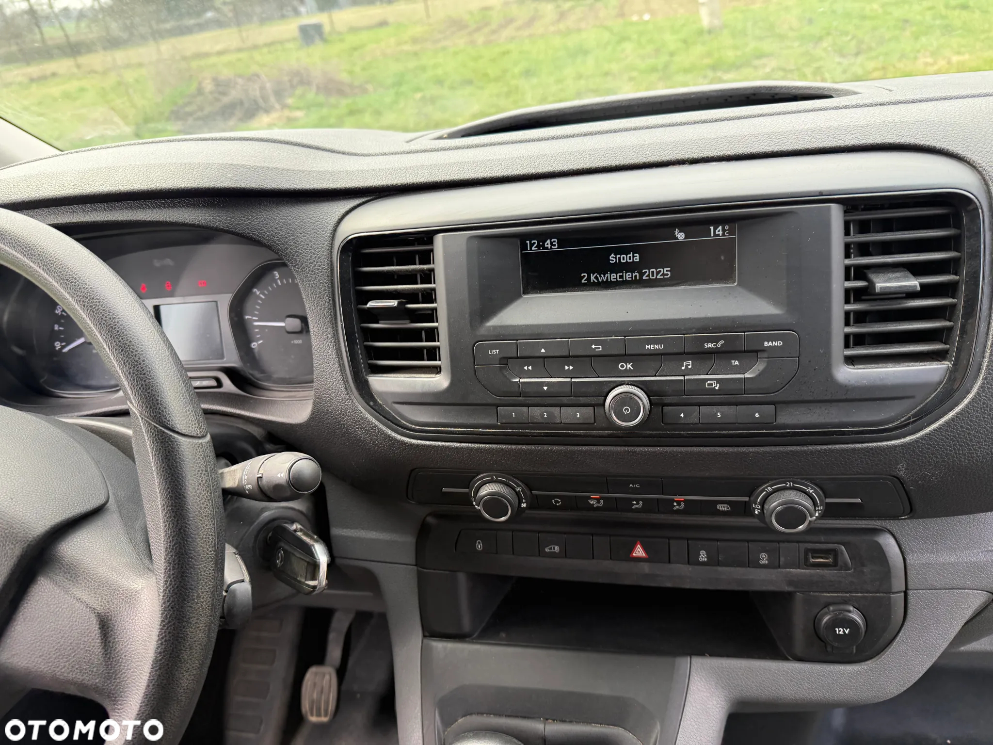 Opel VIVARO - 13