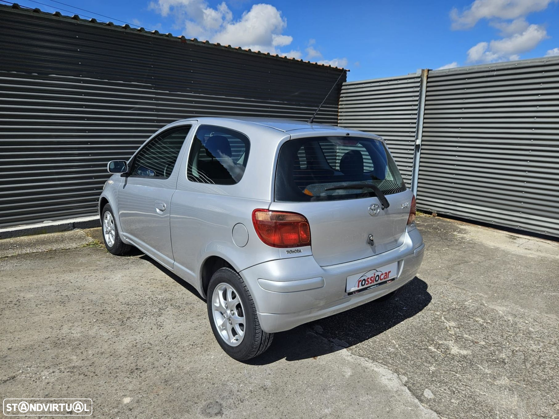 Toyota Yaris 1.0 MMT Final Edition - 10