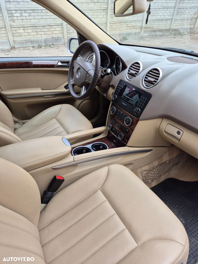 Mercedes-Benz ML 320 CDI Aut - 11