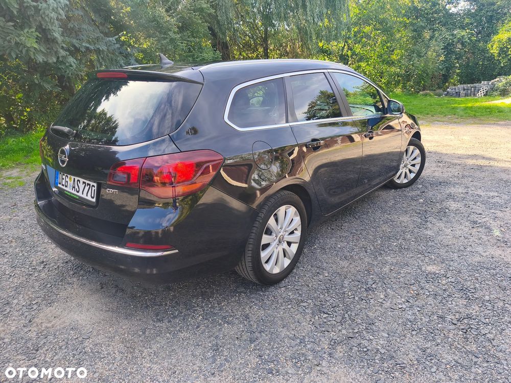 Opel Astra 2.0 CDTI Cosmo - 6