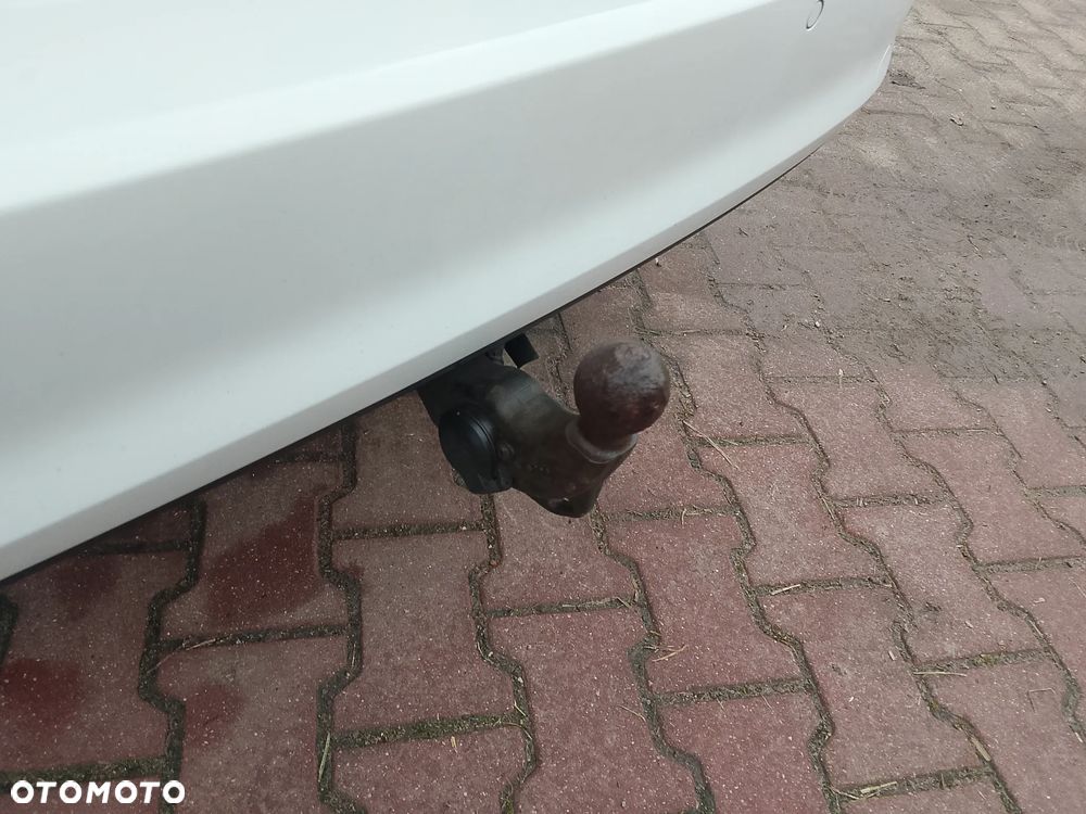 Volkswagen Golf 1.6 TDI BlueMotion Comfortline - 17