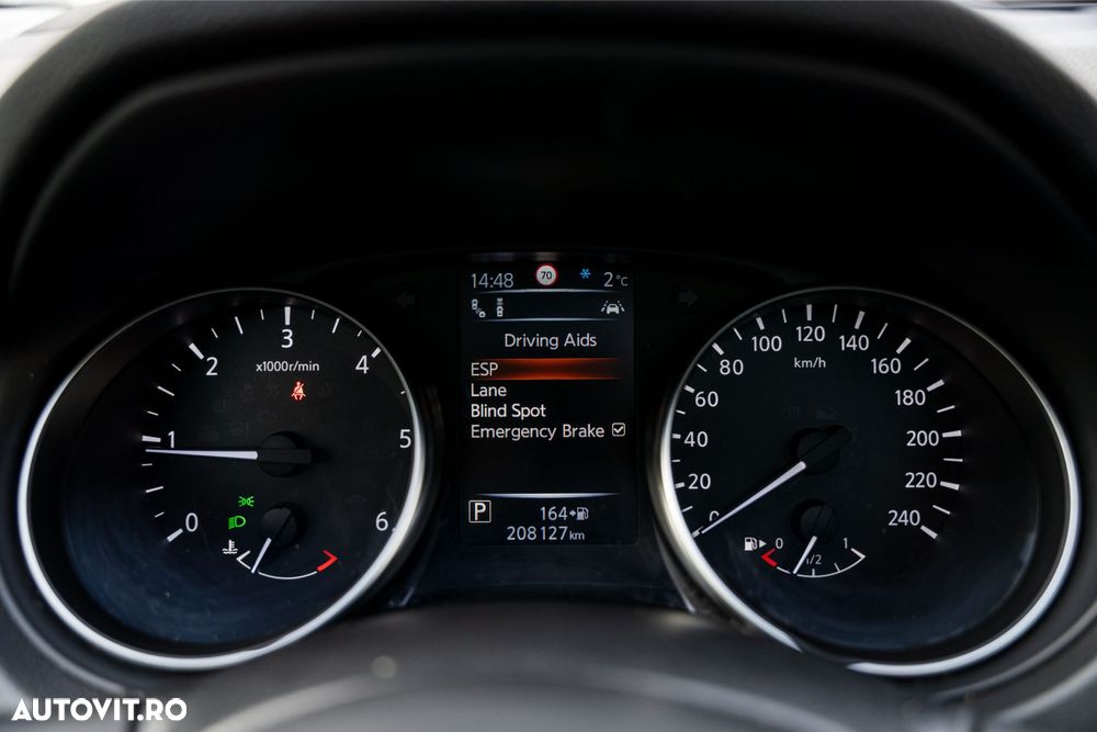 Nissan Qashqai 1.6 DCI Xtronic N-Connecta - 29