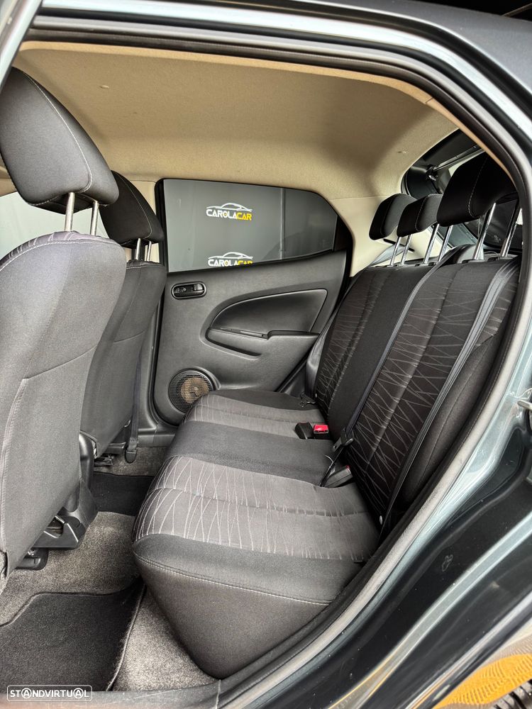 Mazda 2 1.3 MZR Exclusive - 9