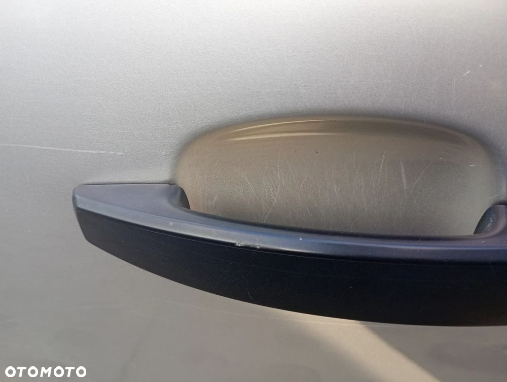 OPEL CORSA D 5d drzwi lewe tylne lewy tył Z157 srebrne - 4