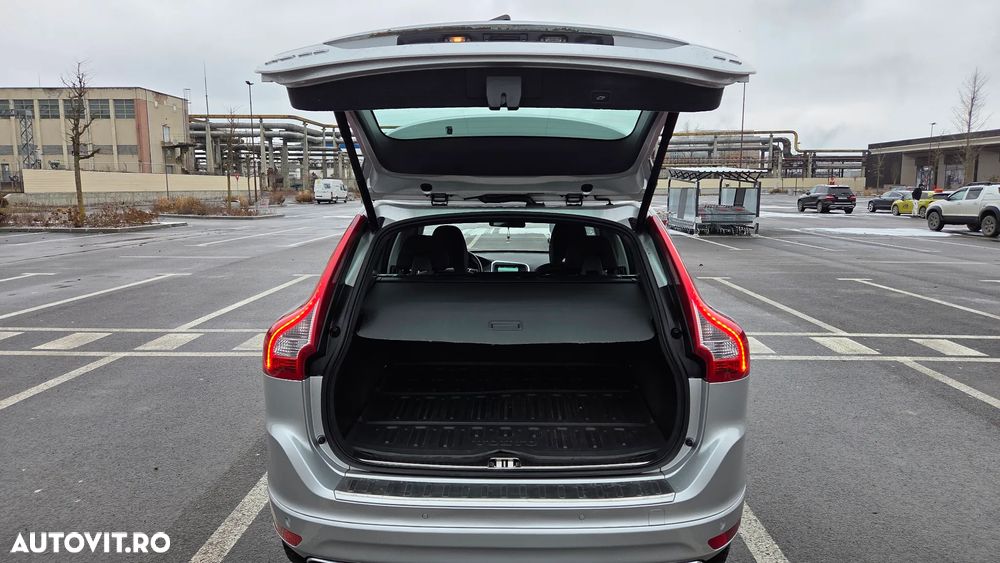 Volvo XC 60 D4 Geartronic Momentum - 10