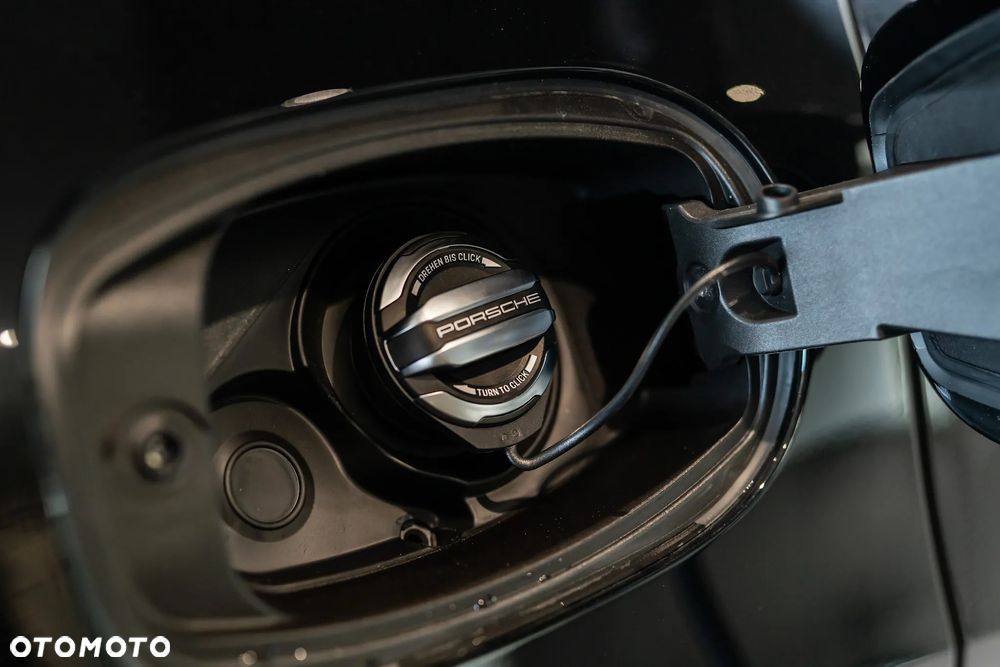 Porsche Cayenne Black Edition - 16