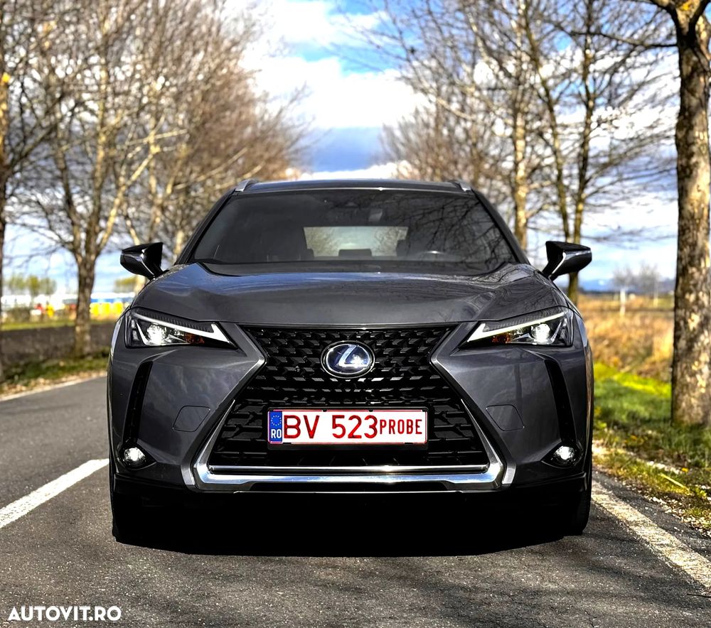 Lexus UX - 2