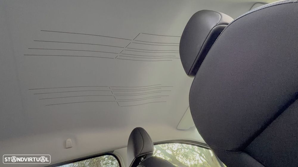 Peugeot 2008 1.2 PureTech Allure - 39