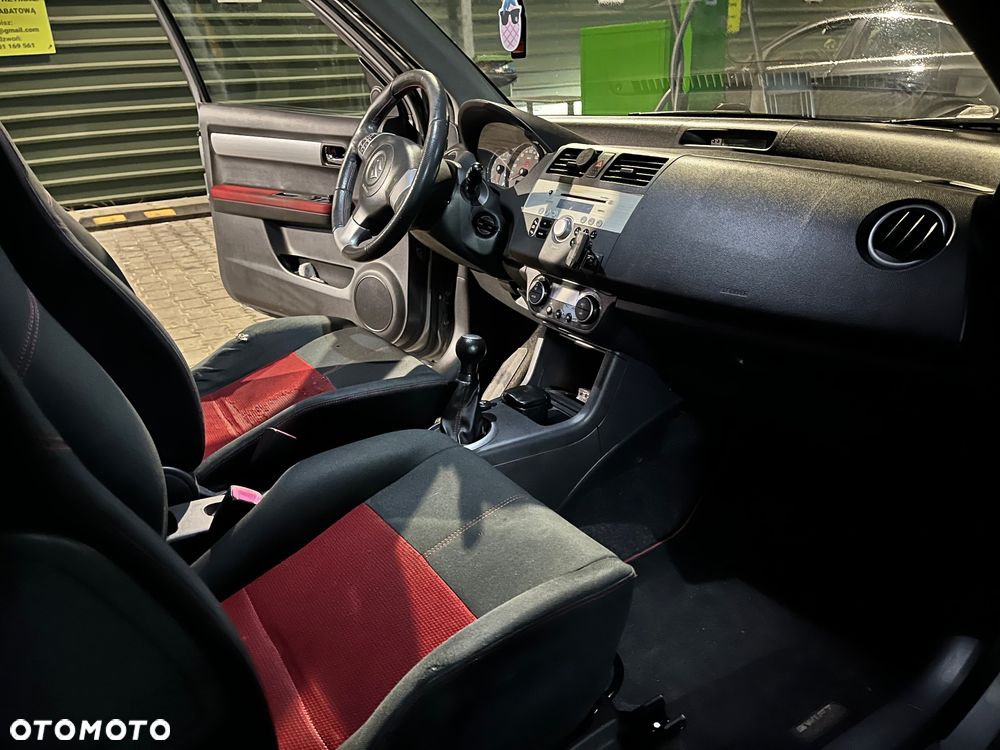Suzuki Swift 1.6 Sport - 17