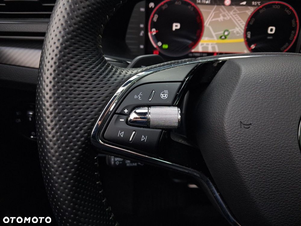 Skoda Superb 2.0 TDI SCR 4x4 Sportline DSG - 20