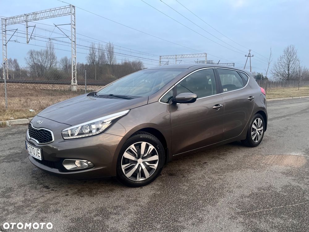 Kia Ceed 1.6 GDI L - 7