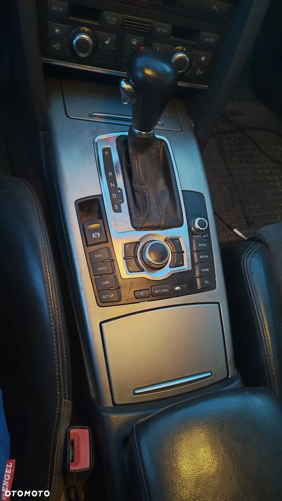 Audi A6 Avant - 4