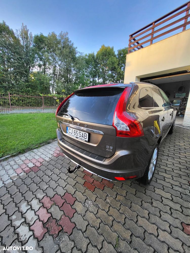 Volvo XC 60 D5 AWD Aut. Summum - 4