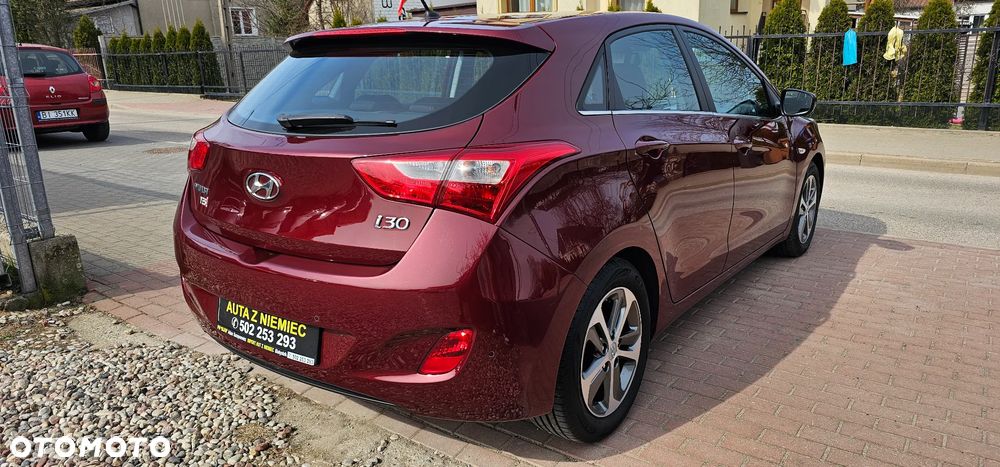 Hyundai i30 1.4 Select - 5