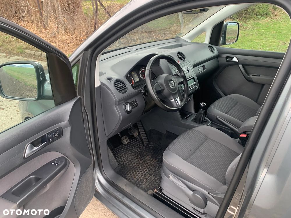 Volkswagen Caddy - 10