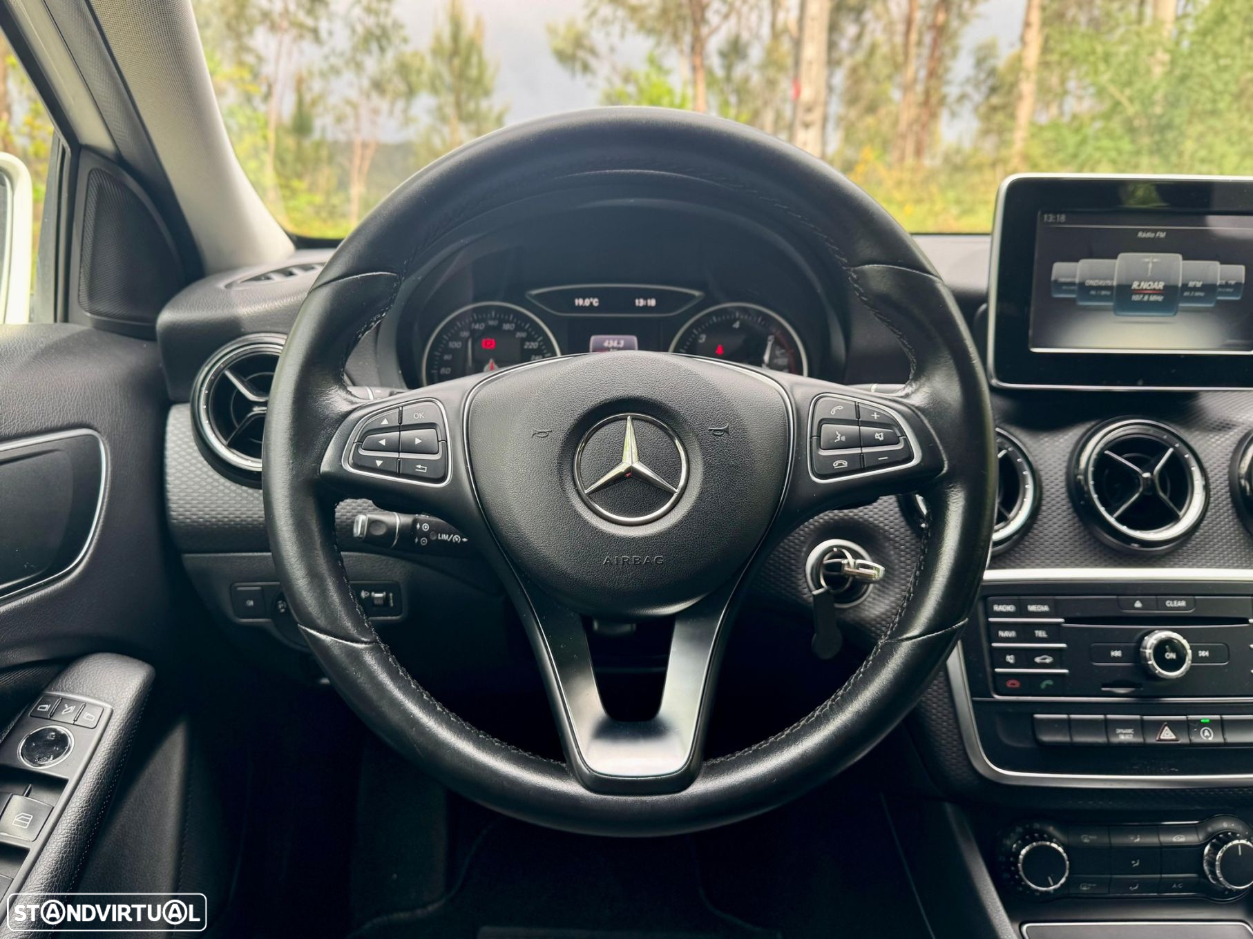 Mercedes-Benz A 180 - 33