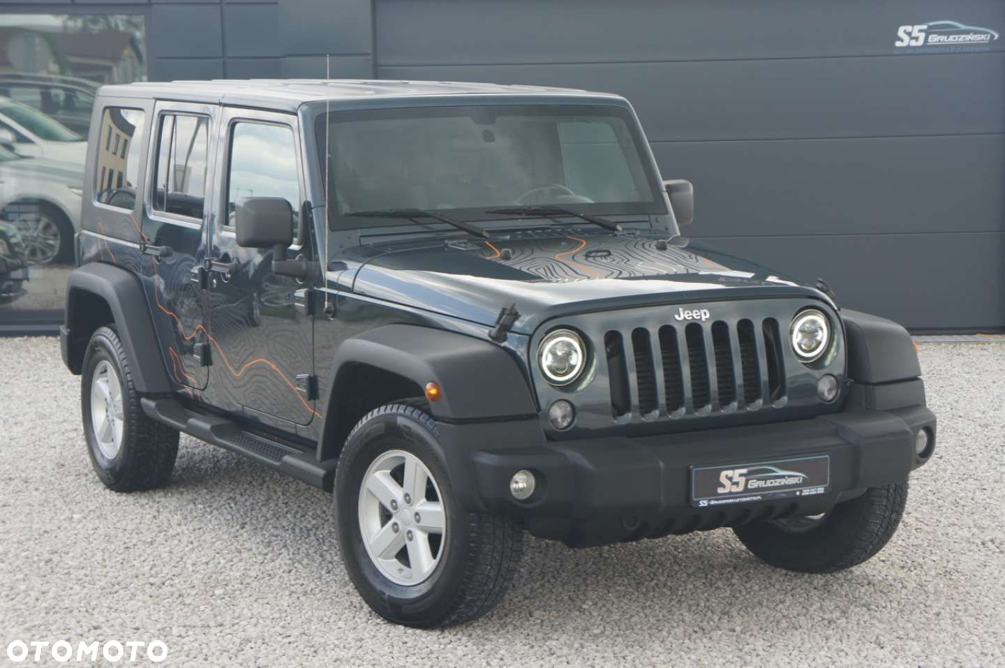 Jeep Wrangler - 2