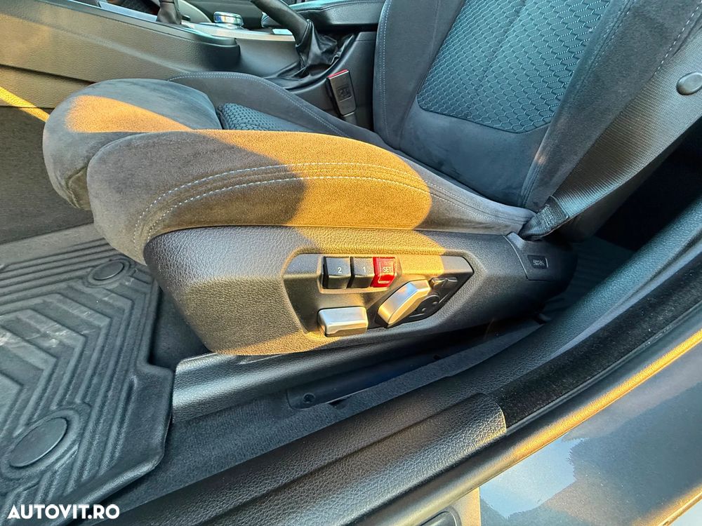 BMW Seria 3 320d Aut. M Sport - 13