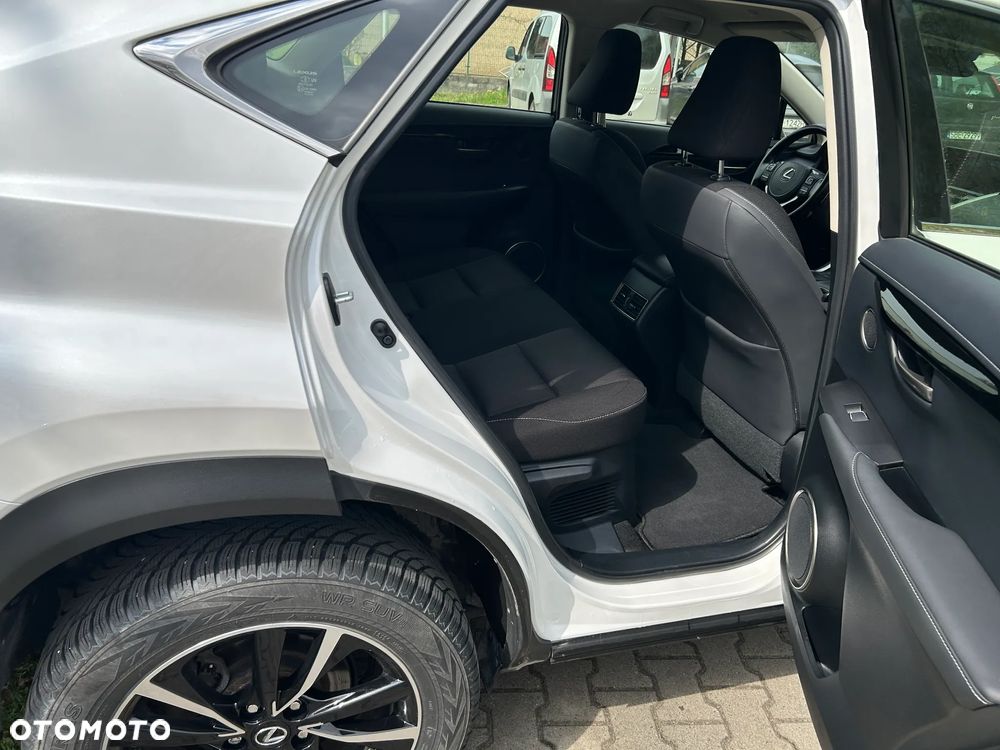 Lexus NX 300 Prestige AWD - 15