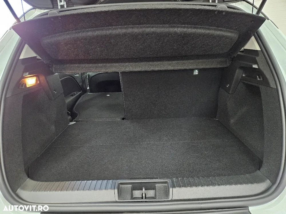 Renault Captur E-Tech Plug-In-Hybrid Intens - 4