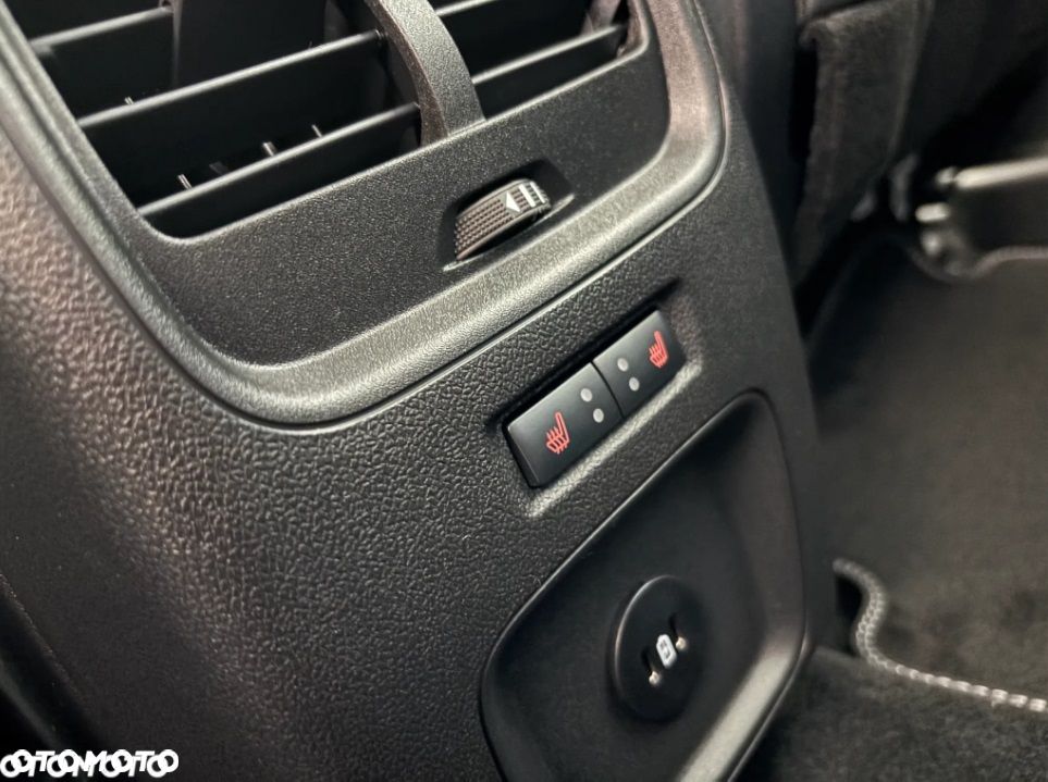 Ford Kuga 2.5 Duratec FHEV 4x4 ACTIVE X - 21