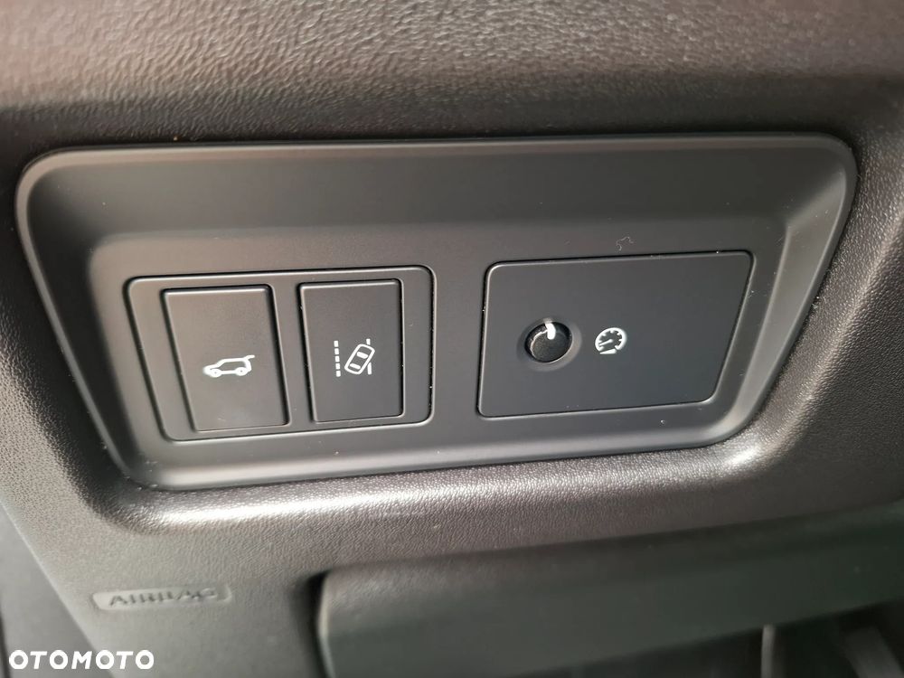 Land Rover Discovery Sport 2.0 TD4 SE - 36