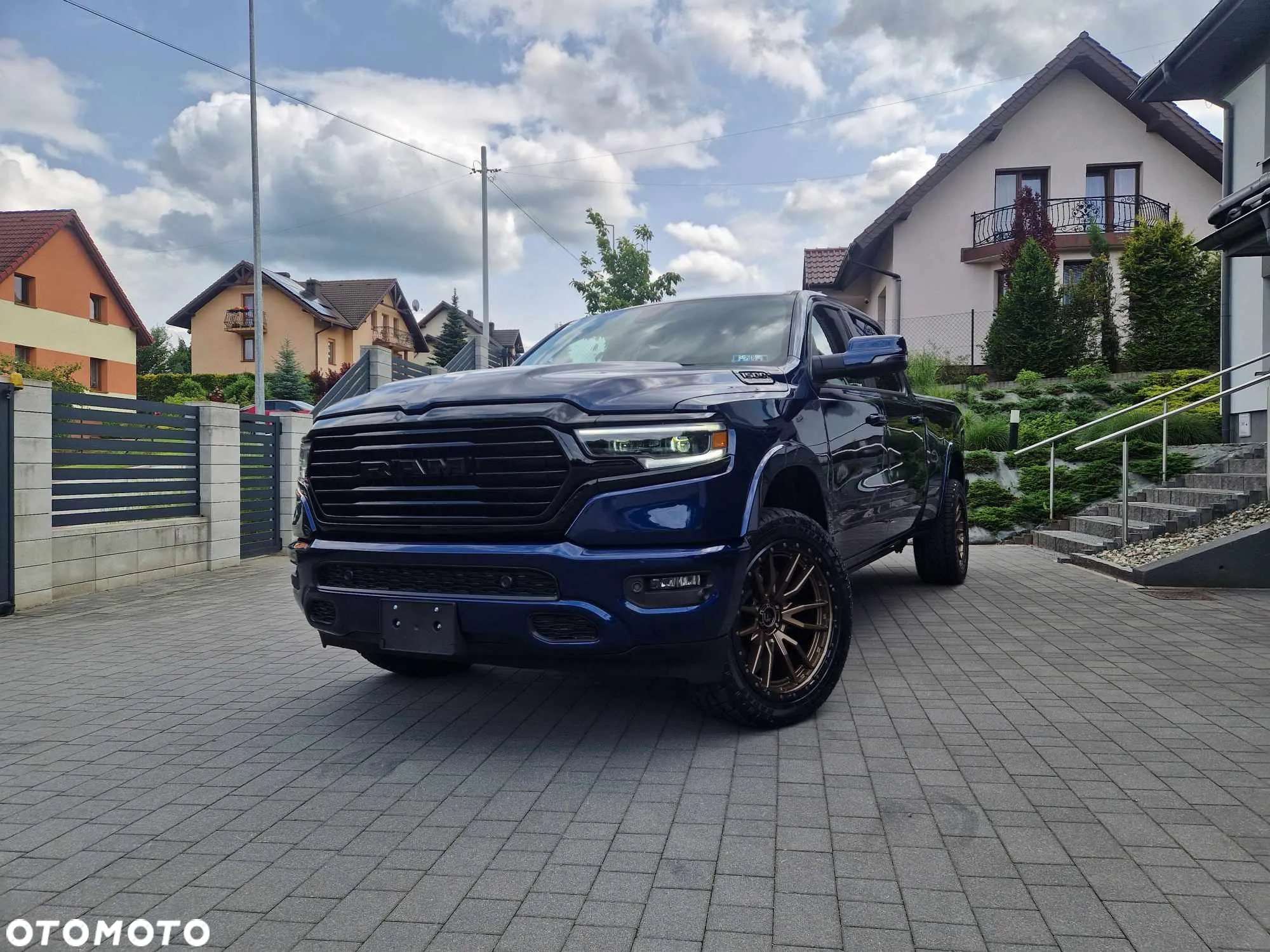 Dodge RAM 1500 5.7 4x4 - 15