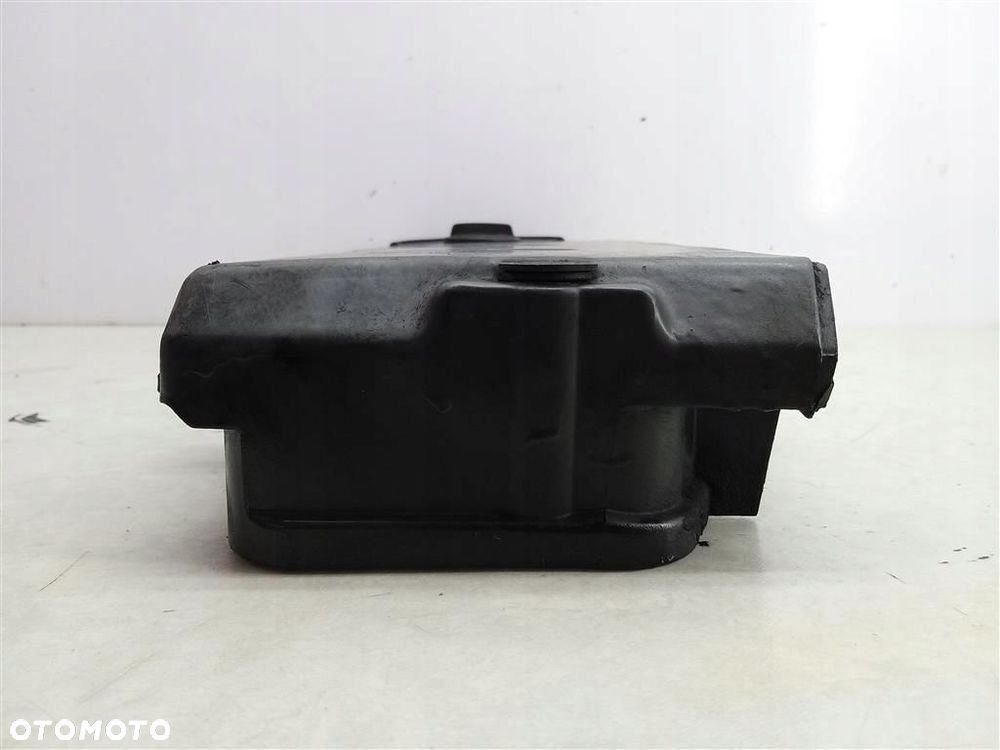 Pokrywa zaworów Mercedes Atego 815 A9040100930 ORYGINAŁ - 3