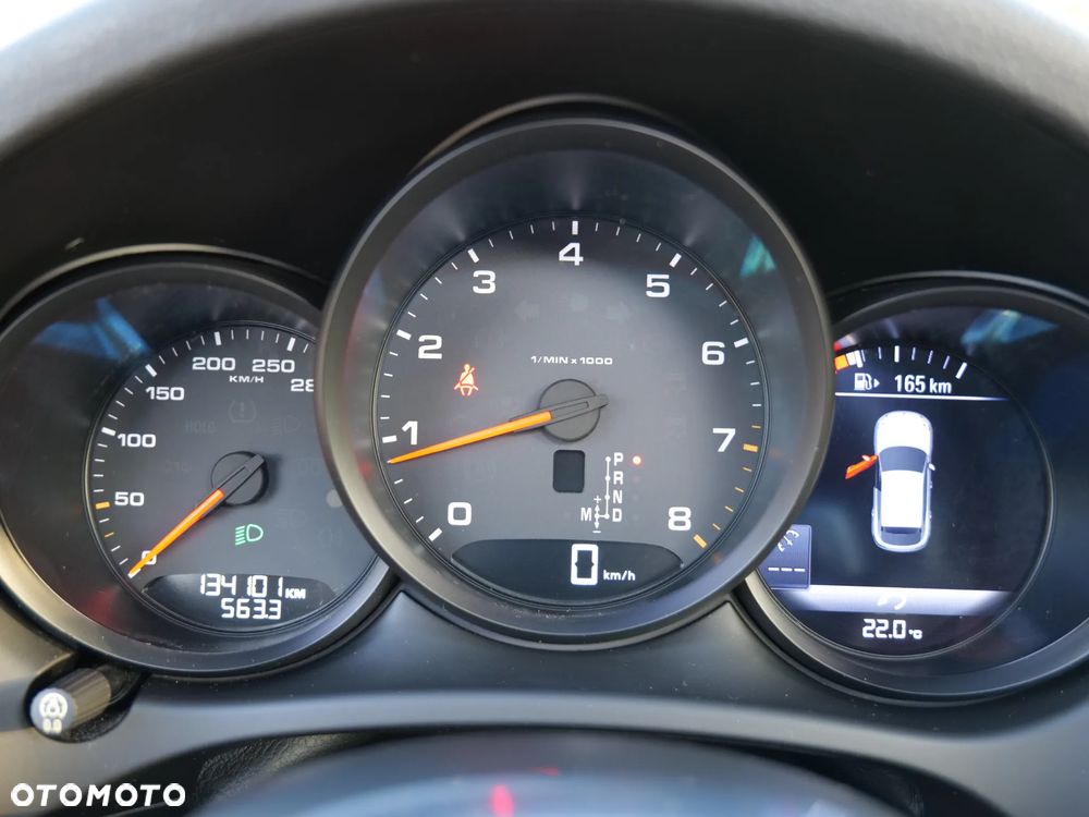 Porsche Macan PDK - 16