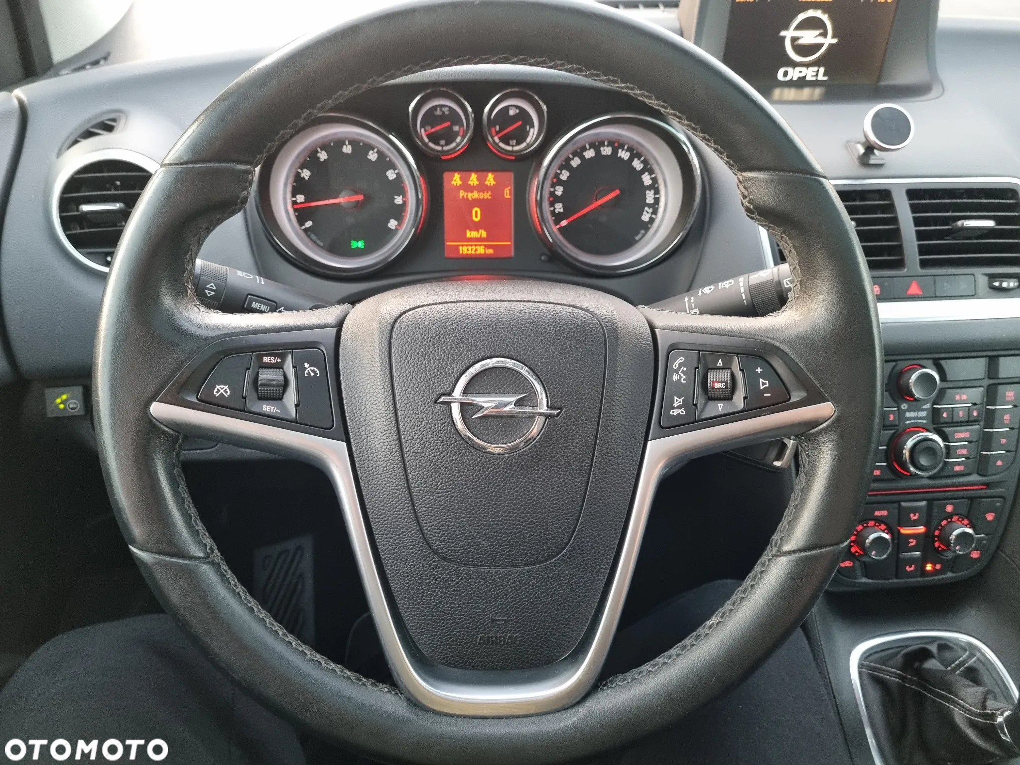 Opel Meriva 1.4 T Cosmo - 11