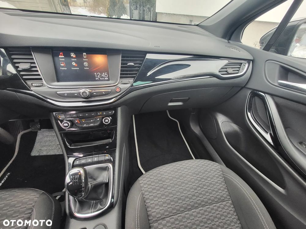Opel Astra 1.4 Turbo Start/Stop Dynamic - 29