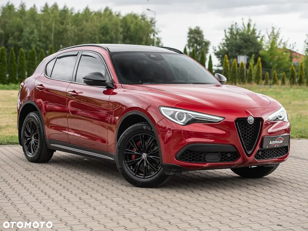 Alfa Romeo Stelvio - 2