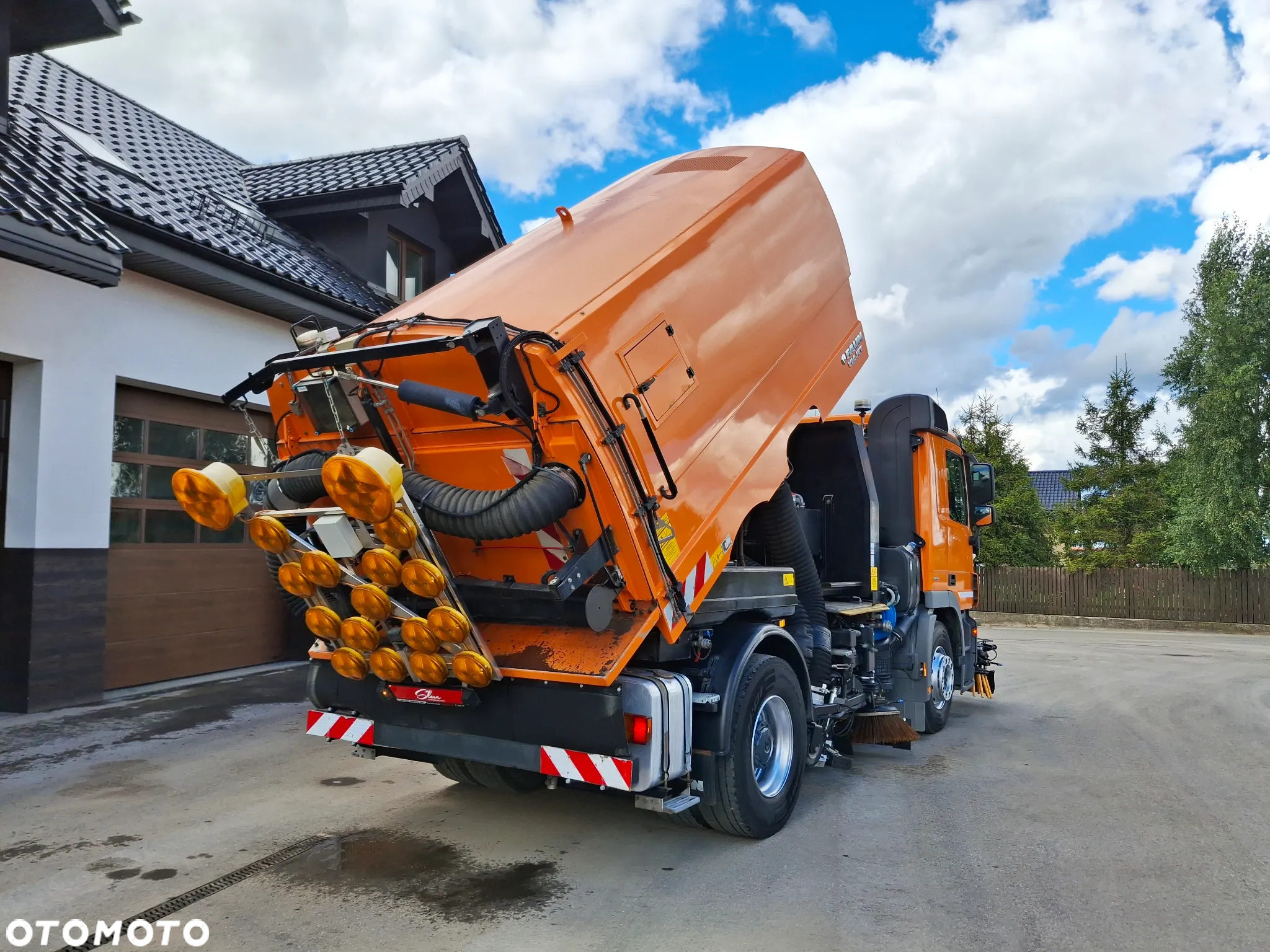 Mercedes-Benz Actros 1932 Zamiatarka FAUN Szczotki L/R Odchwaszczarka Szczotki Przednie 2014r PM10 Rura Do Liści Dodatkowy Zbiornik Wody Hydrostat Pneumatyka - 9