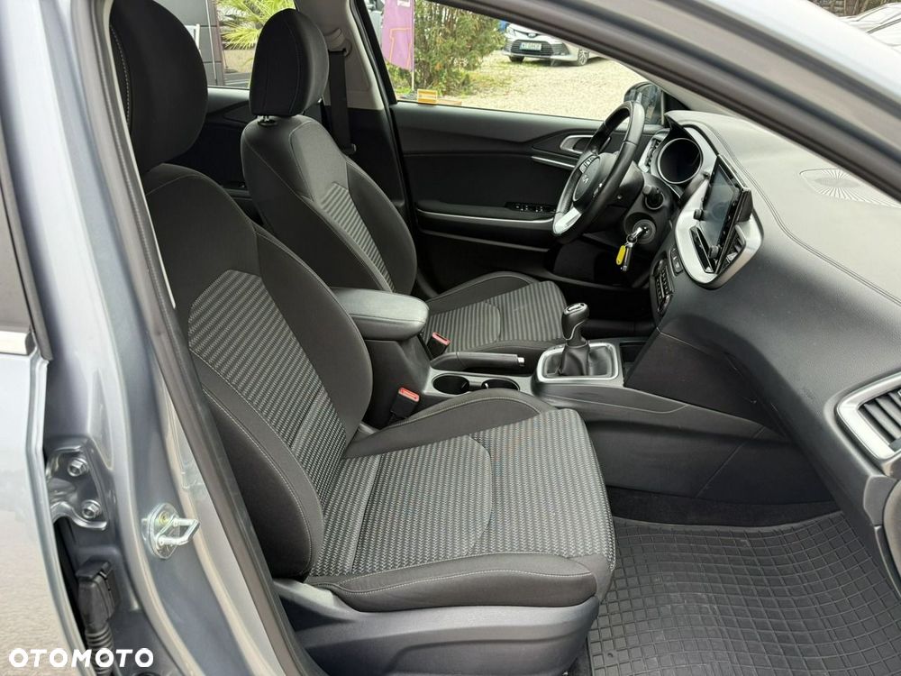 Kia Ceed 1.0 T-GDI M - 26