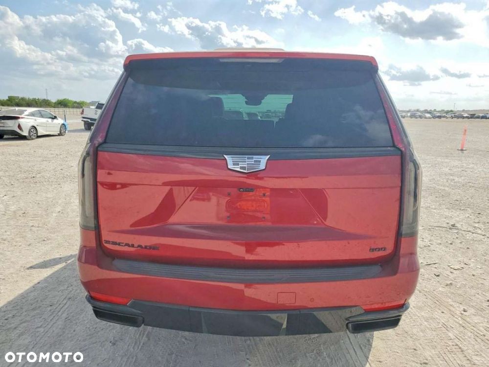 Cadillac Escalade - 7